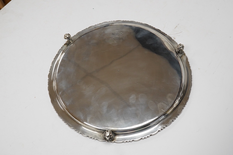 An Edwardian silver salver, by R & W Sorley, London, 1905, 25.3cm, 19.3oz. Condition - fair to good